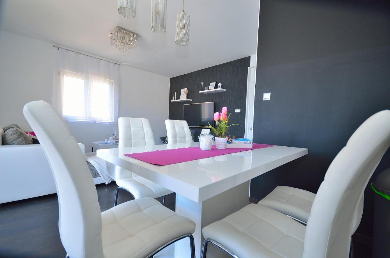 Apartman Staro Selo Primošten Buitenkant foto